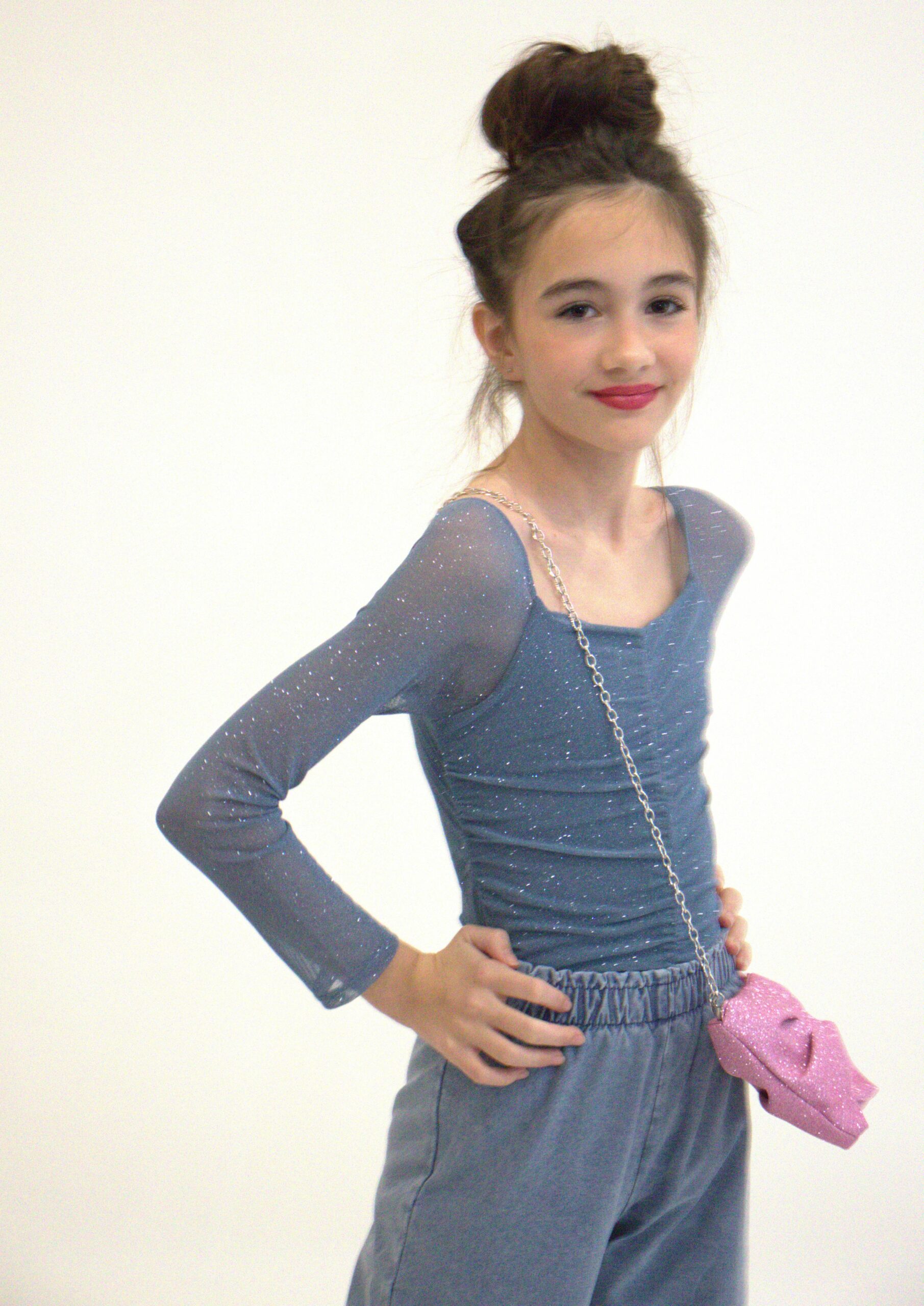 MoonroseglitterLifestyle8