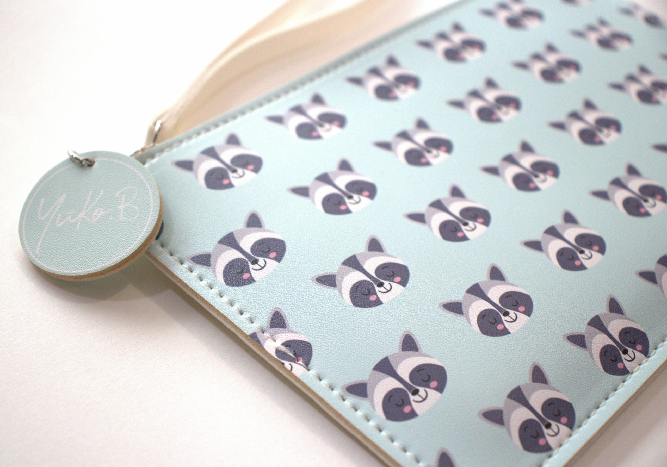 Pochette_Racoon_Lifestyle