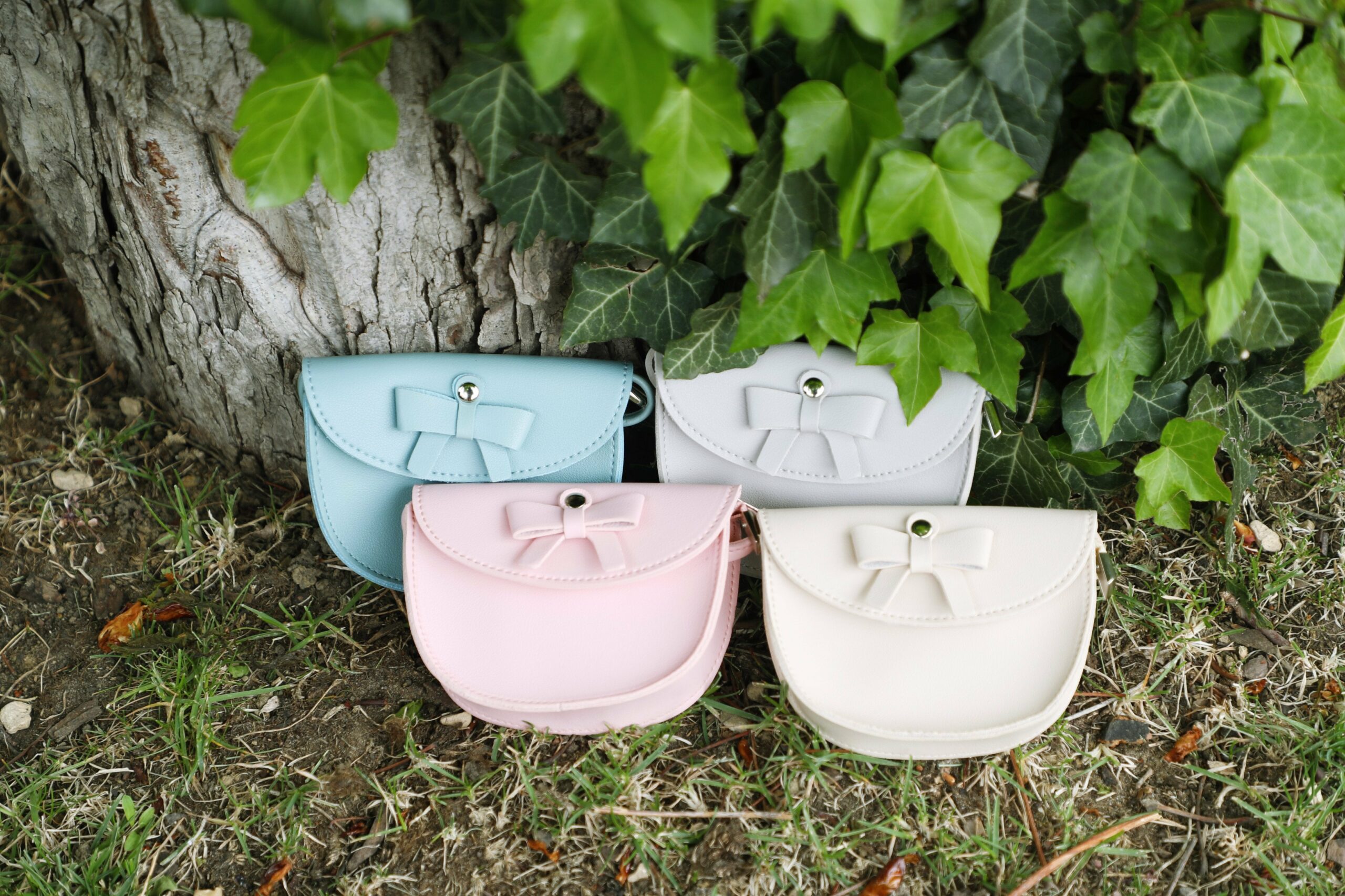 Sac-bandouliere-enfants-louise-4_c7e6d8bb-eb31-40ee-a6c0-aa27723bfcf0