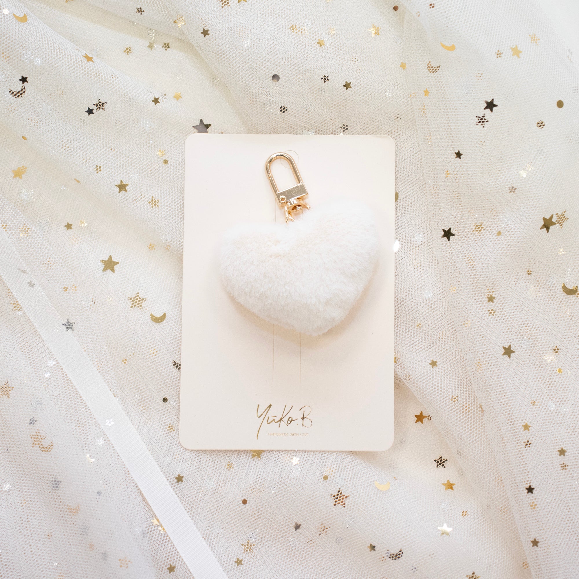 porte-clefs-pompons-blanc-9936-2000x2000px