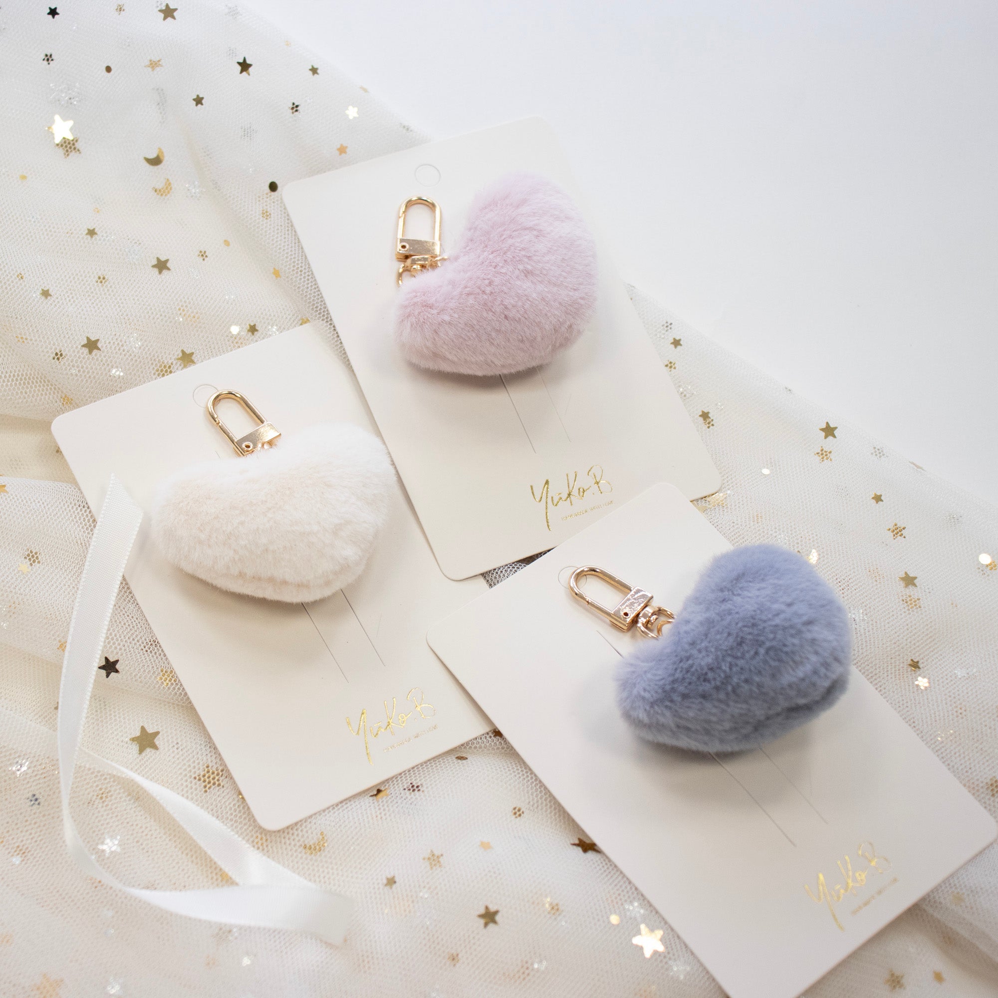 porte-clefs-pompons-trio-9944-2000x2000px