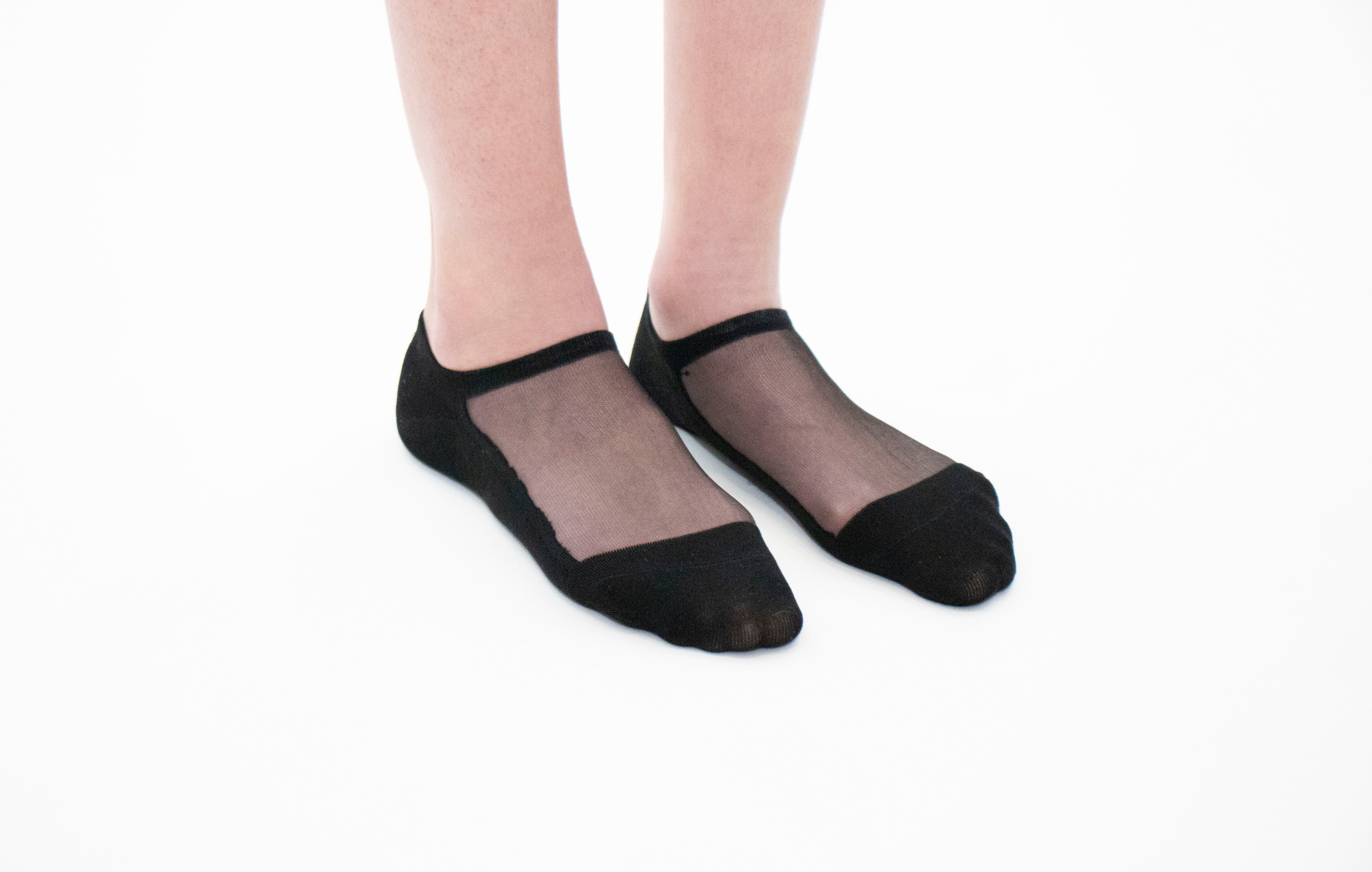 BE-A_QUEEN_SOCQUETTES_BLACK_02